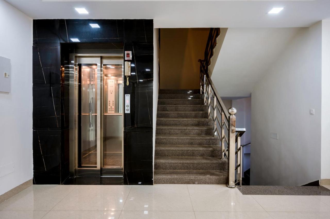 The Palms Inn I Near Medanta Medicity I Sec-38 คูร์เคาน์ ภายนอก รูปภาพ