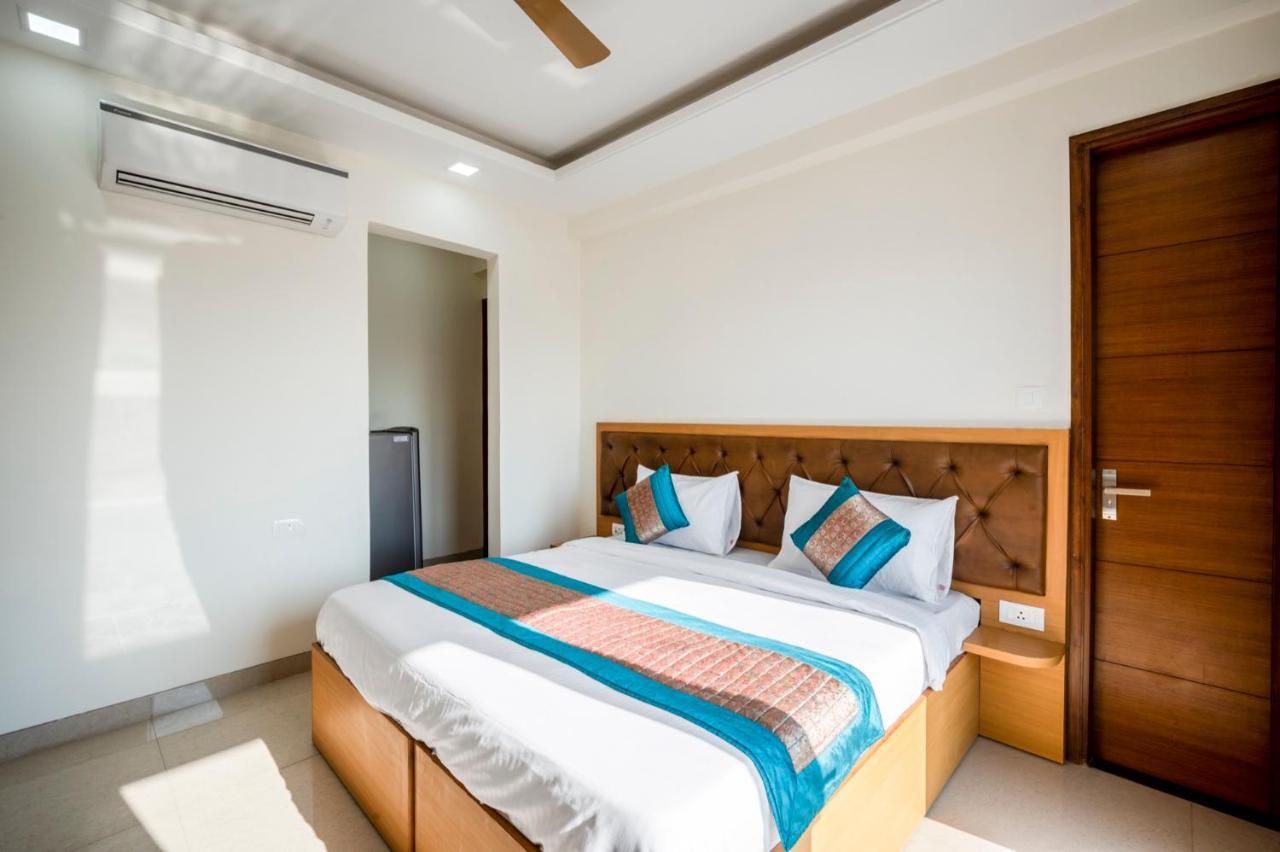 The Palms Inn I Near Medanta Medicity I Sec-38 คูร์เคาน์ ภายนอก รูปภาพ