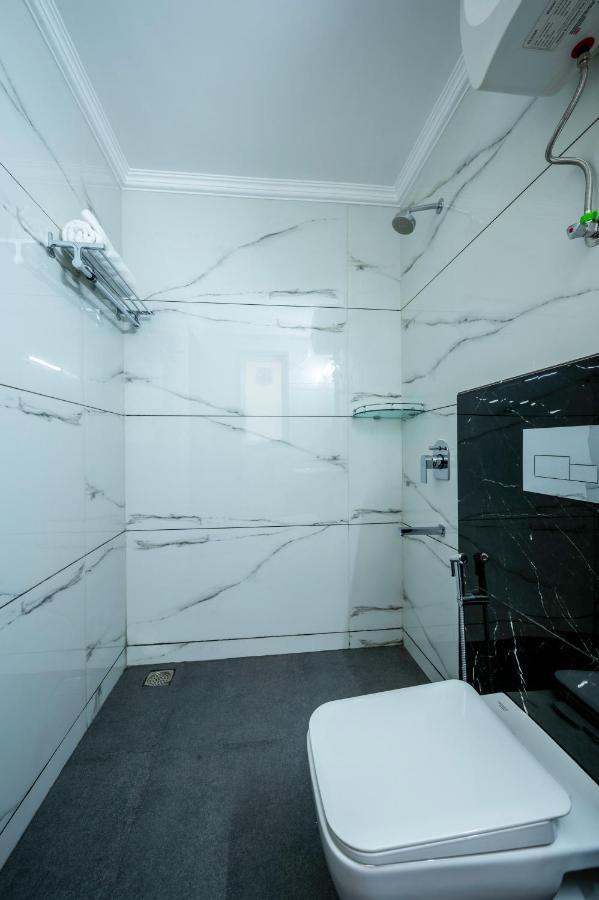 The Palms Inn I Near Medanta Medicity I Sec-38 คูร์เคาน์ ภายนอก รูปภาพ